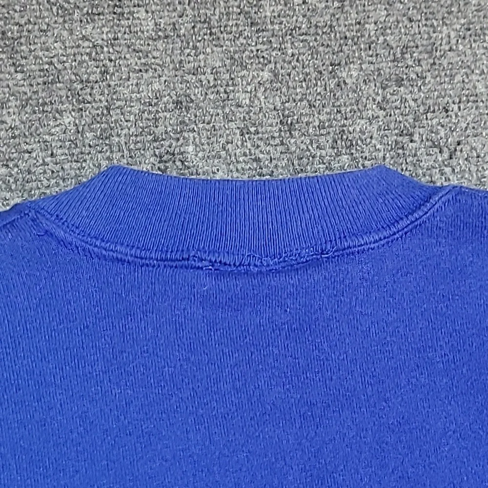 Vintage 90's St. Louis Rams crewneck sweatshirt. - Picture 6 of 6